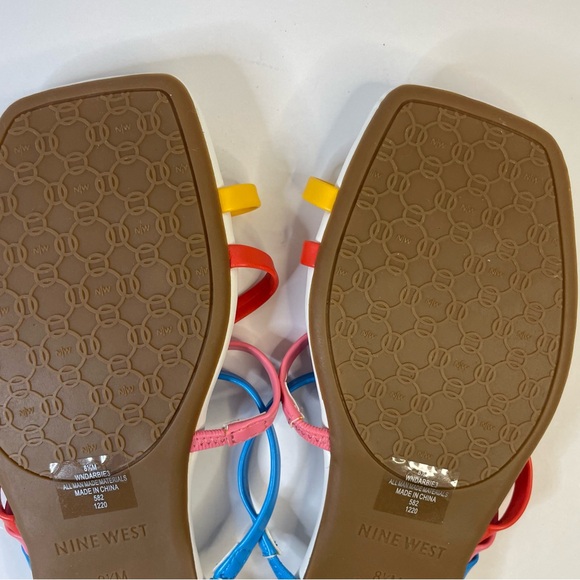 Nine West Women’s Strapped Slip On Flats Sandals Sz 8.5 White & Multi Color - Picture 2 of 8